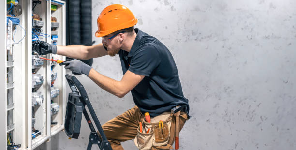  Hudson Oaks, TX Electrician Pros